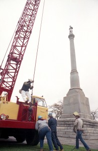 Construction crew moves Soldiers Monument to Sunrise